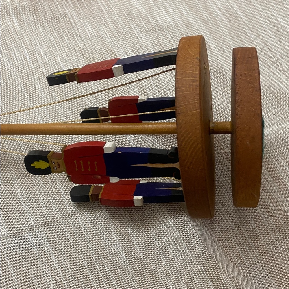 Rare Vintage Handmade Wooden Carousel Maypole Toy Figurine Spinning - Picture 8 of 11